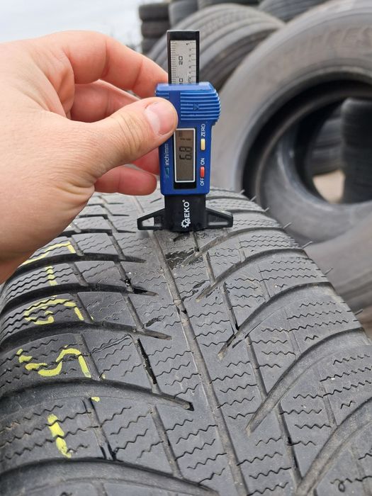 Anvelope de iarna 215-65r17 Bridgestone