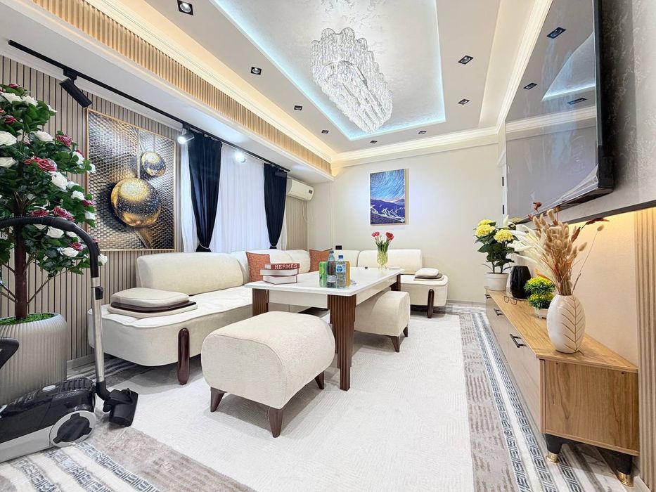 Срочно  3/3/4  Чиланзар 7  Улучшенка кирпич