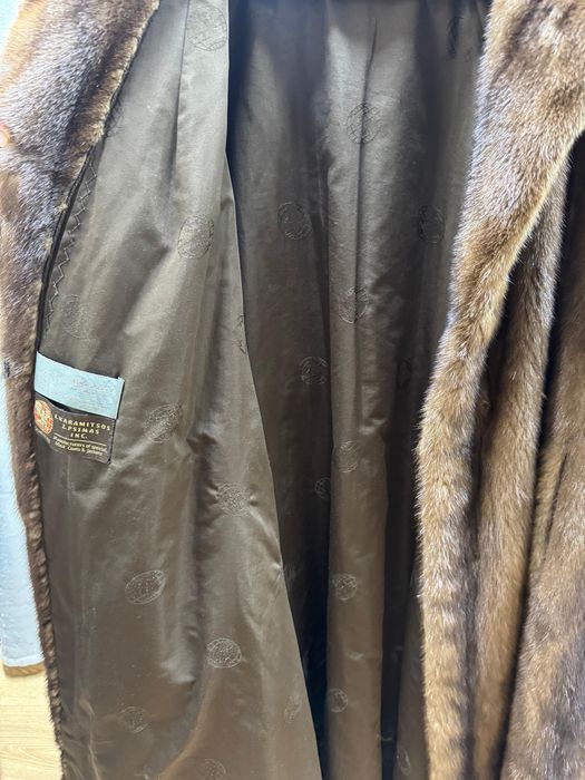 Продам норковую шубу