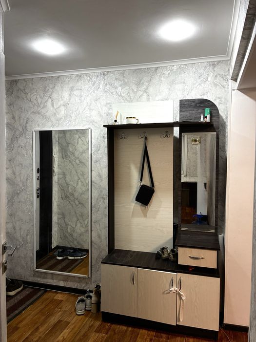 Продам 2х комнат. квартиру