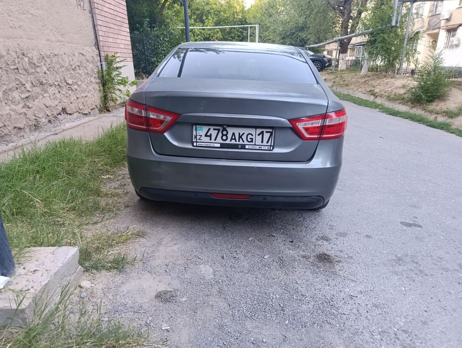 Лада Веста 2018года