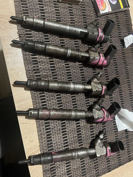 Дюзи за clk270cdi