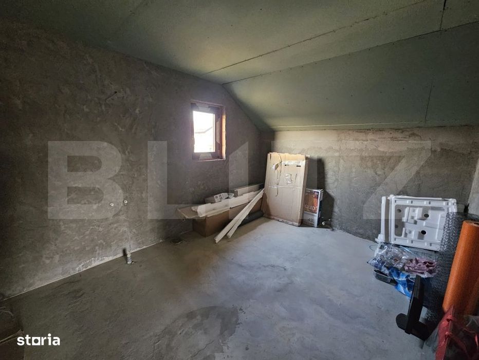 Casa la rosu, P+M, 120 mpu, teren 800 mp, zona Simnicu de sus