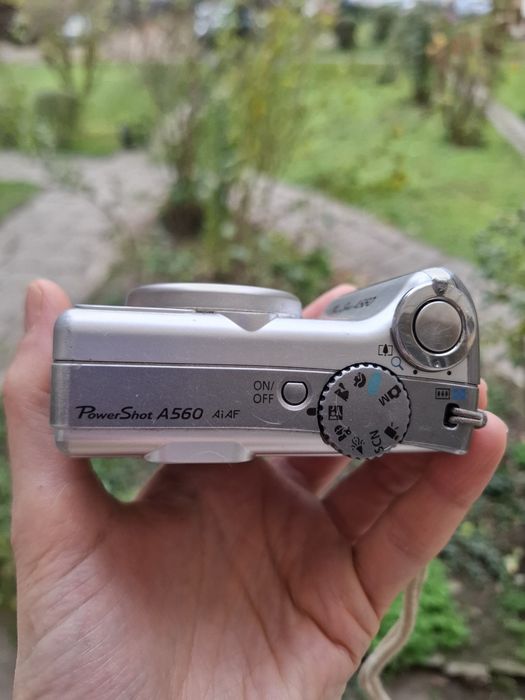 Компактен дигитален фотоапарат CANON POWERSHOT A560