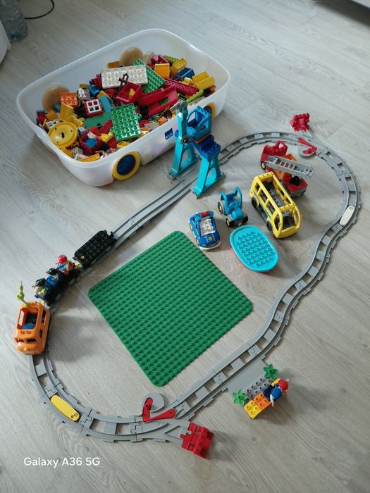 Vand cutie cu Lego DUPLO