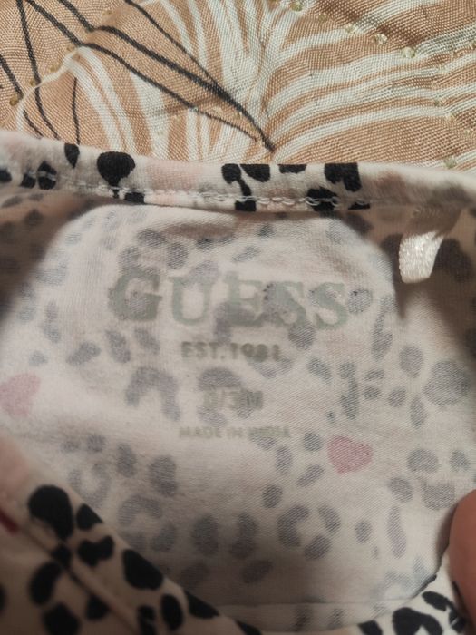 *Ново* Бебешко боди Guess