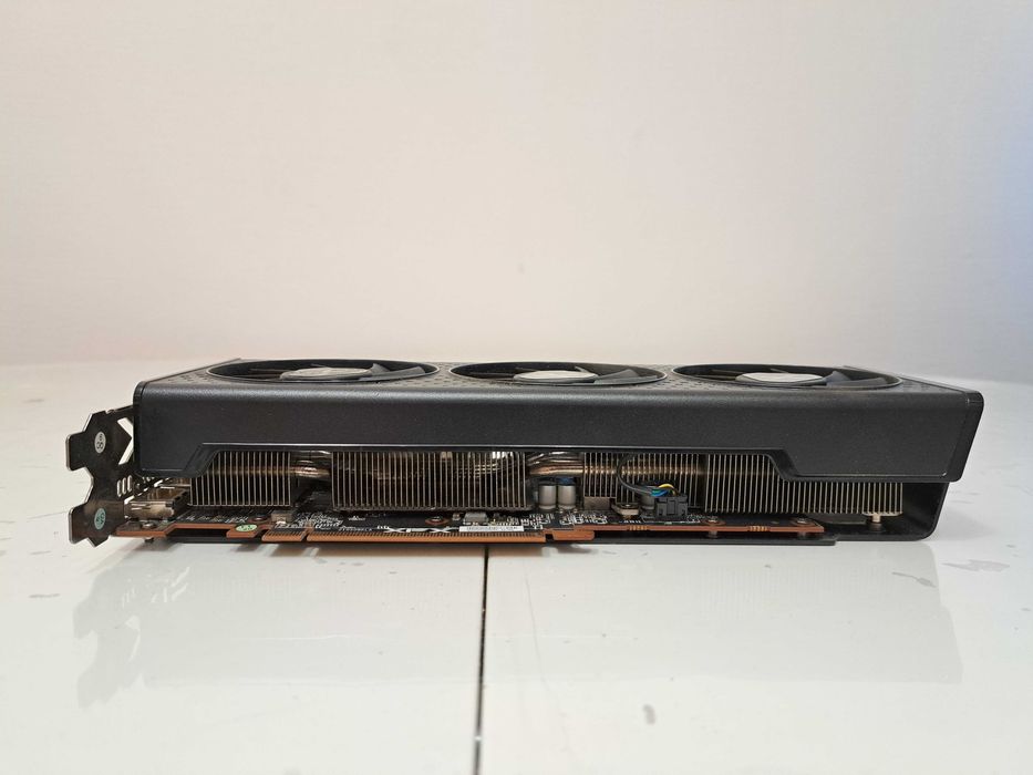 Видеокарта XFX Radeon RX6600XT 8Gb