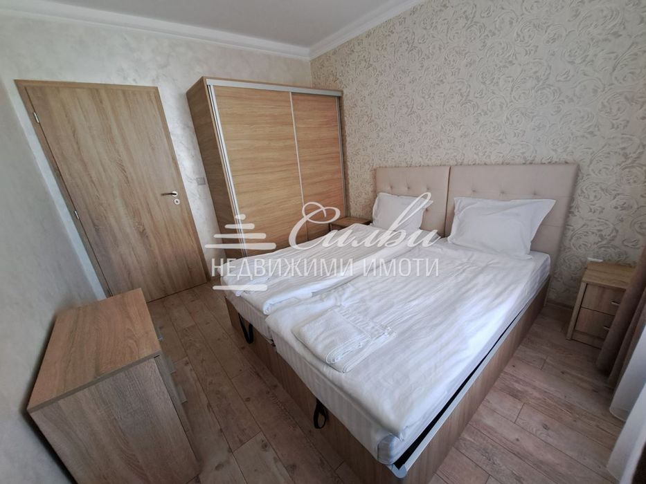 Продава се Тристаен апартамент в Шумен, Пазара - 110 кв.м за 1800 €/кв.м - Снимка #6