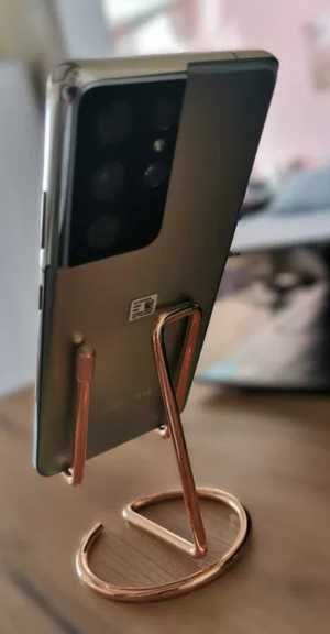 Samsung Galaxy S21 Ultra БЕЗ ЗАБЕЛЕЖКИ + 8 бр гръбче (та)