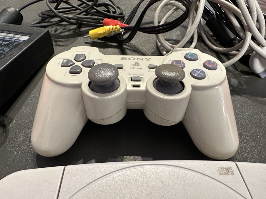 PS one + джойстик