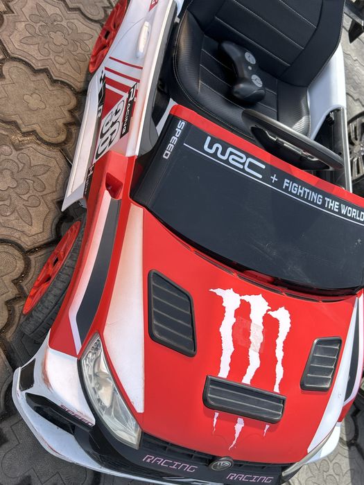 Электромобиль детский