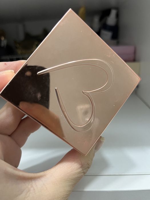 пудра от beauty creations