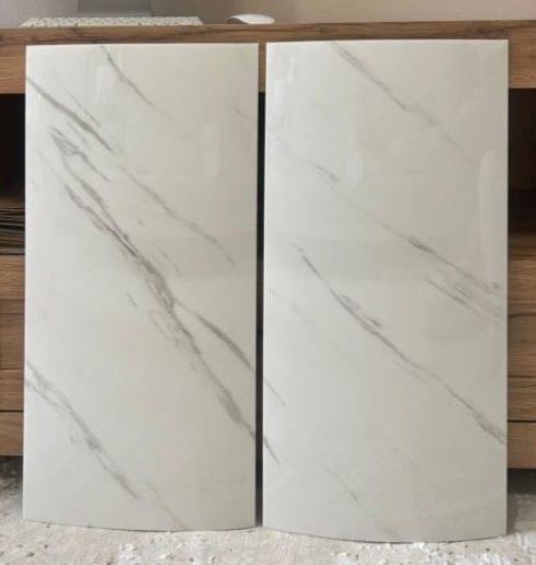 Самоклеющая панель 600×300мм. 1 шт.