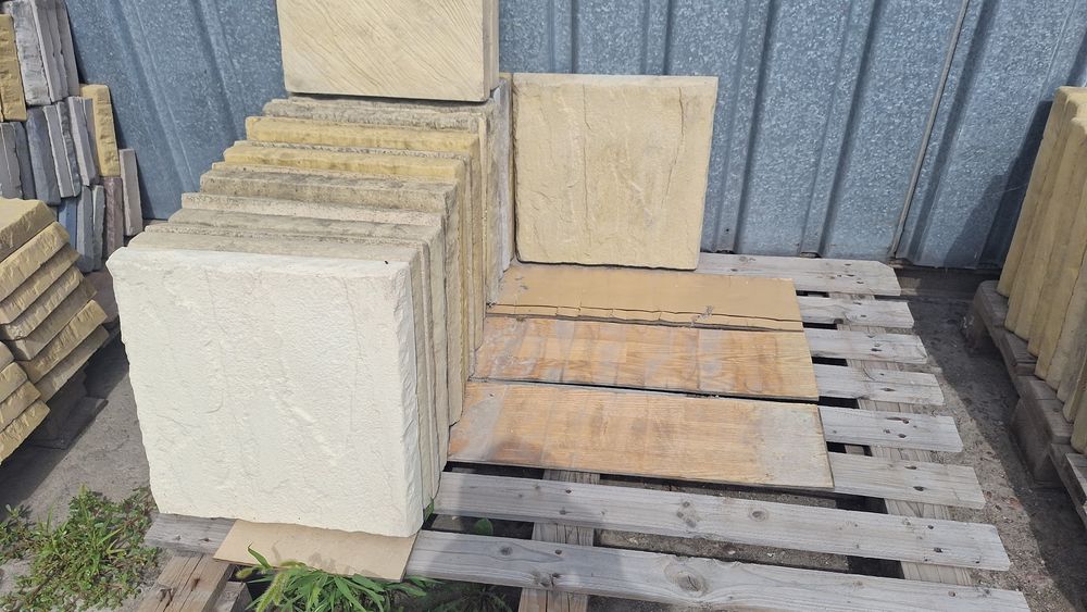 Pavaj  ieftin , diferite modele si dimensiuni , stocuri limitate