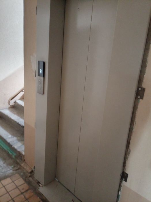 Srochne sotiladi Sebzor 3 xona bez remont