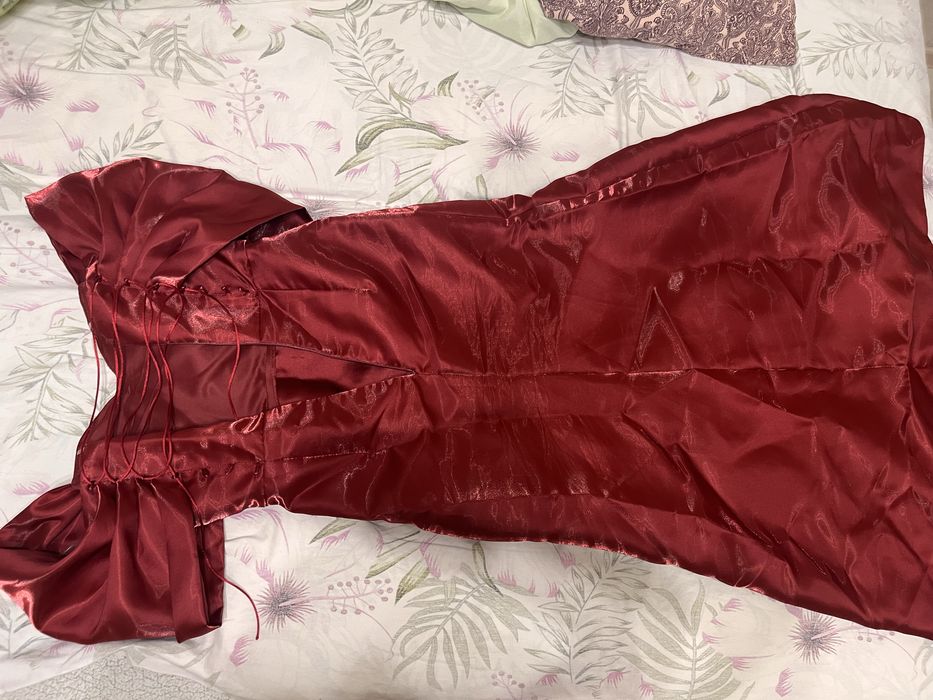 срочно продам платье на выпускной