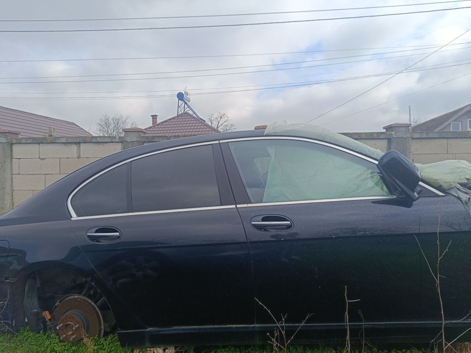 Dezmembrez Bmv e65