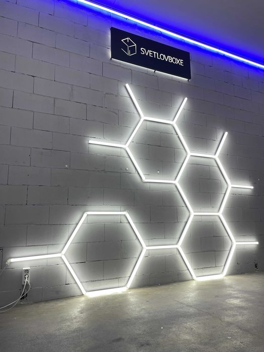 Настенное освещение в детейлинг