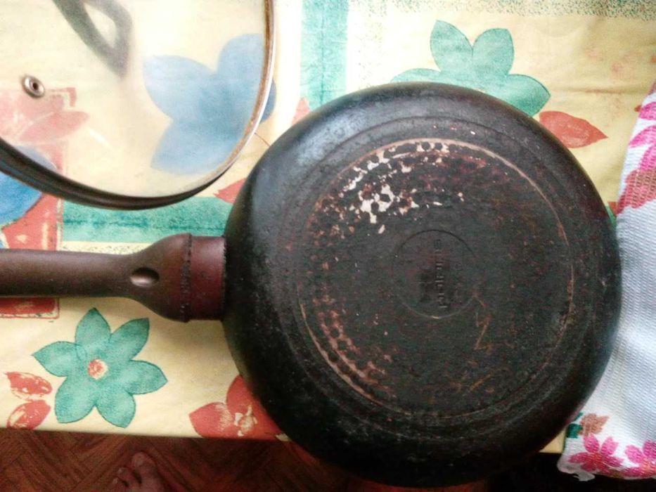 сковорода Polaris 26 см со стеклянной крышкой