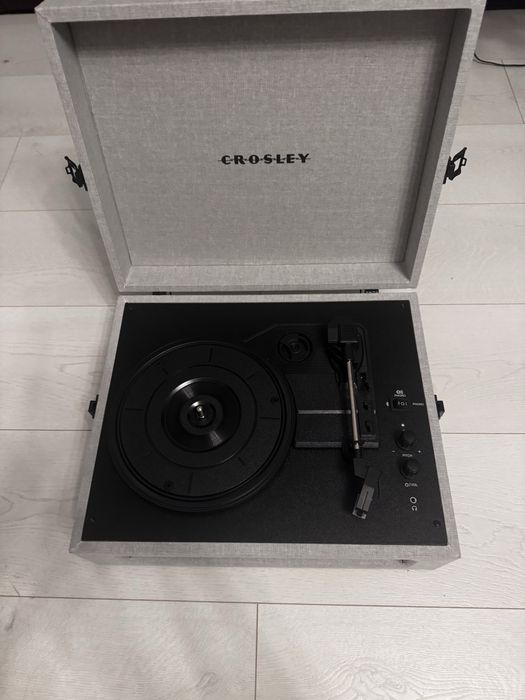 Pick-up Crosley - Voyager, gri + Vinyl Painkiller -  Judas Priest