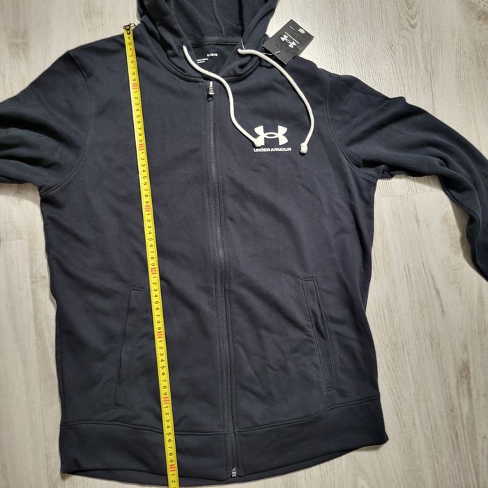 Hanorac Under Armour, mărime M, nou, cu etichetă