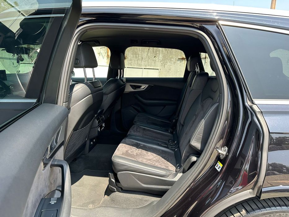 Audi Q7 S-line 7 locuri