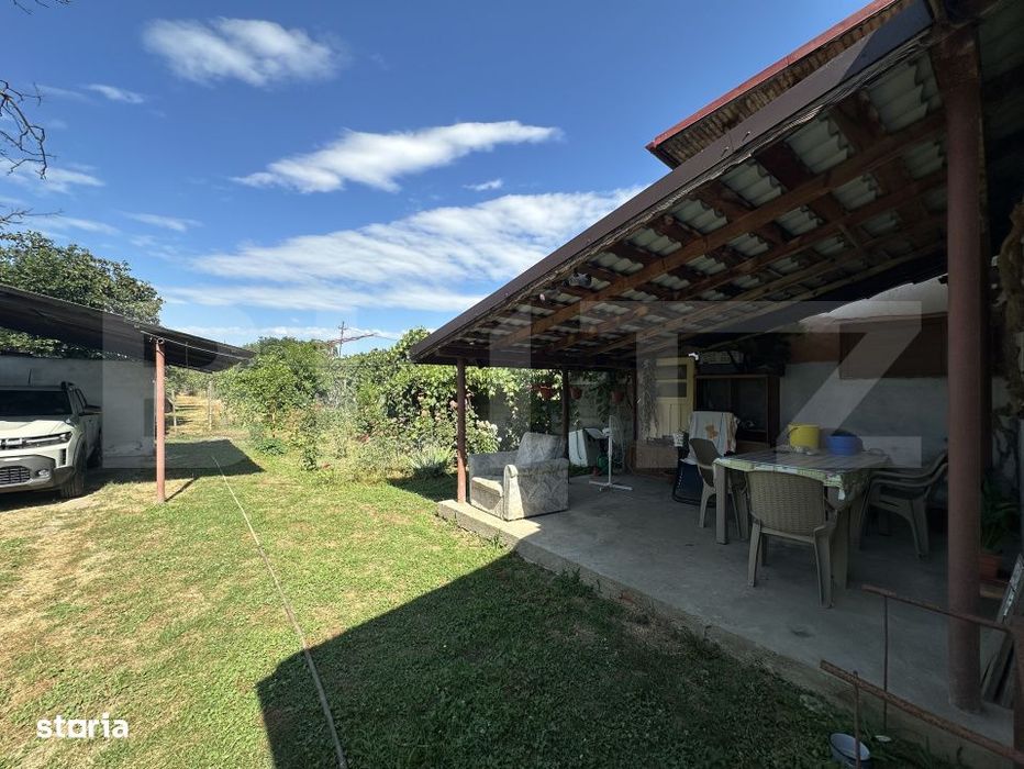 Casa de vanzare 131 mp, teren generos de 1.100 mp