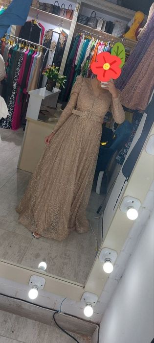 Продается вечернее платье