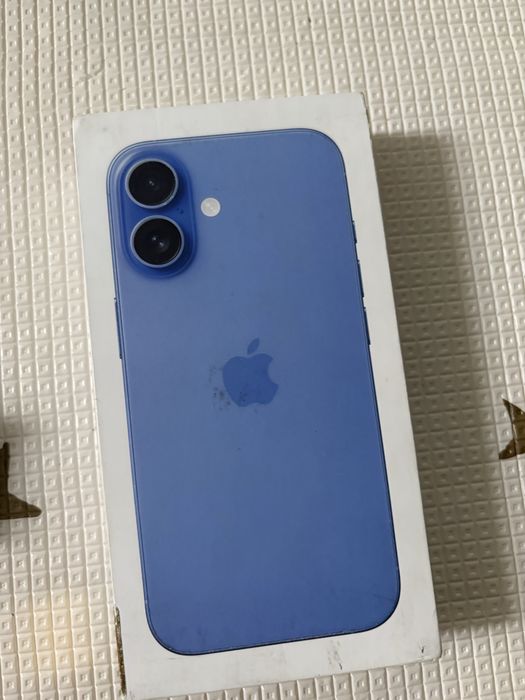 Продам Айфон 16 128гб