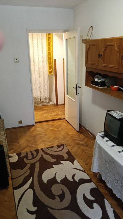 PF vând ap2 CD+boxă mare.