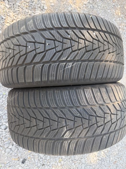 245/40 R18 2броя зимни гуми