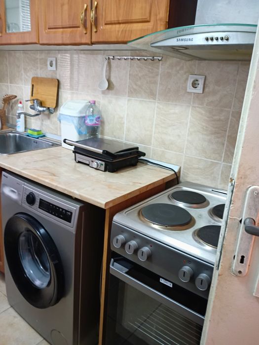 Дава се под наем Етаж от къща в Поморие - 65 кв.м за 280.5 € - Снимка #10