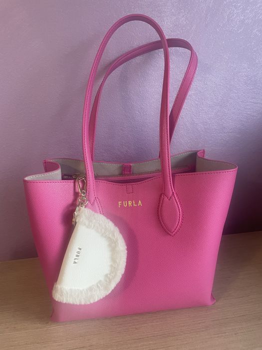 Furla-аксесоар-ключодържател