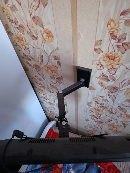 Продам рабочий телевизор