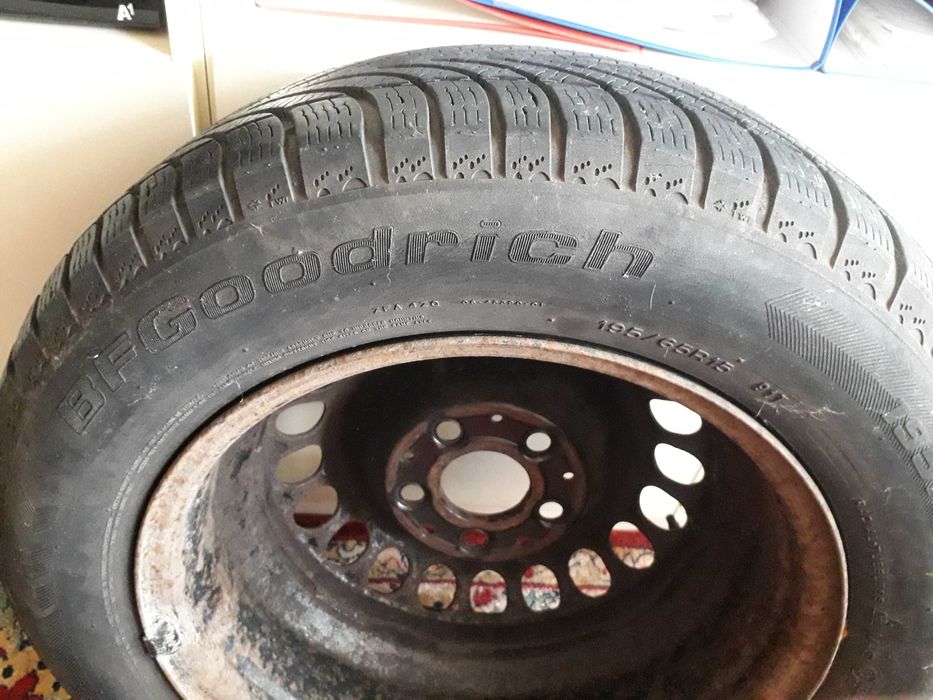 Продавам джанти с гуми 195/65R15