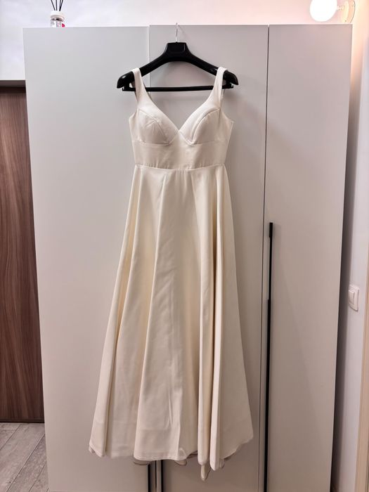 Rochie mireasa 42