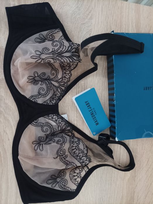 Нови 80С луксозни сутиени