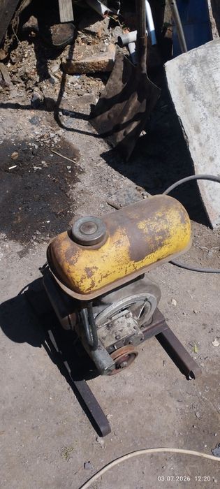 Продам двигатель