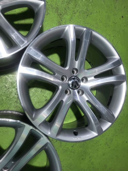 Алуминиеви джанти OEM 19" 5х112 9J ET33 Audi VW Skoda