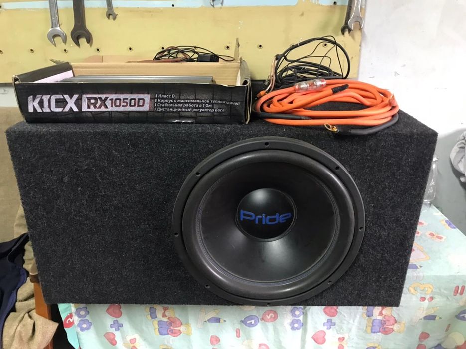 Продам сабвуфер,