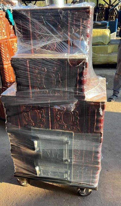 Vând sobe de teracotă pe cadru metalic