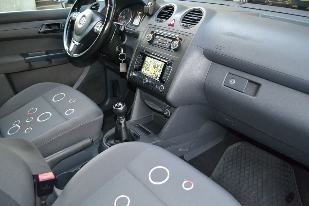 Volkswagen Caddy 2012 diesel, 8.840 € — imagine 5