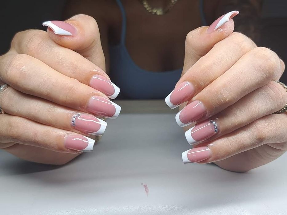 Unghii cu gel si oja semipermanenta