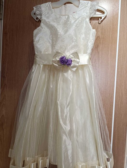 Официална рокля 9г-10г