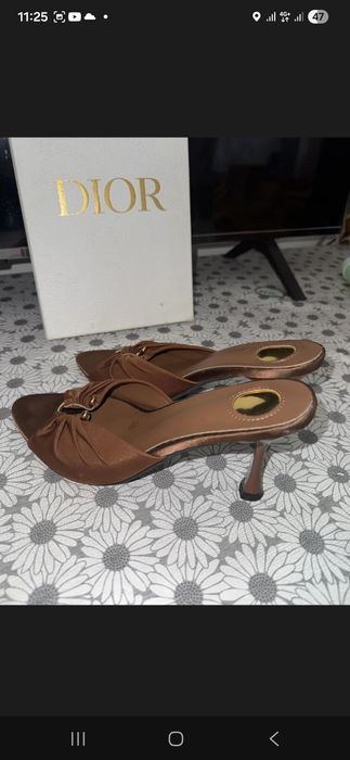 Женский коричневые каблуки манго