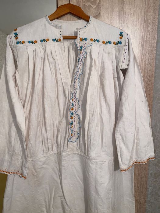 Автентични рокли от народна носия