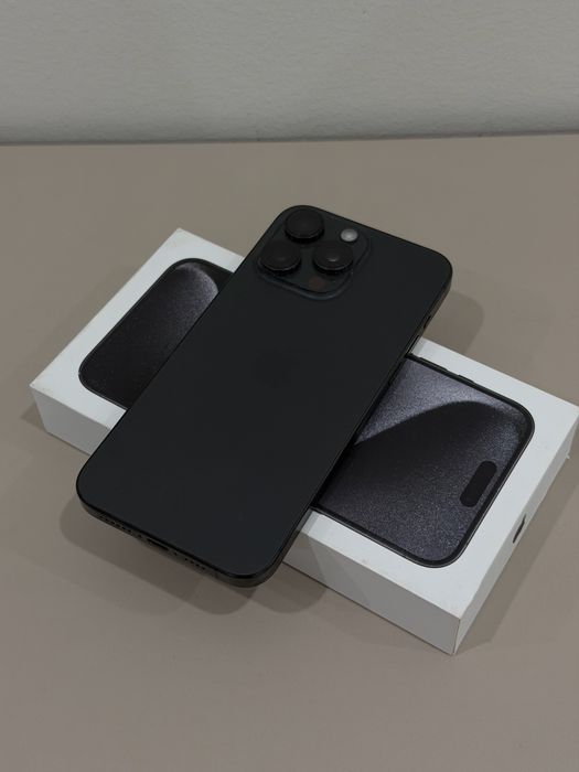 iPhone 15 pro max / 256 gb / black