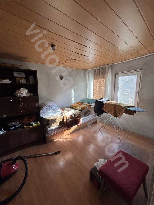 Едноетажна къща в Дебелец