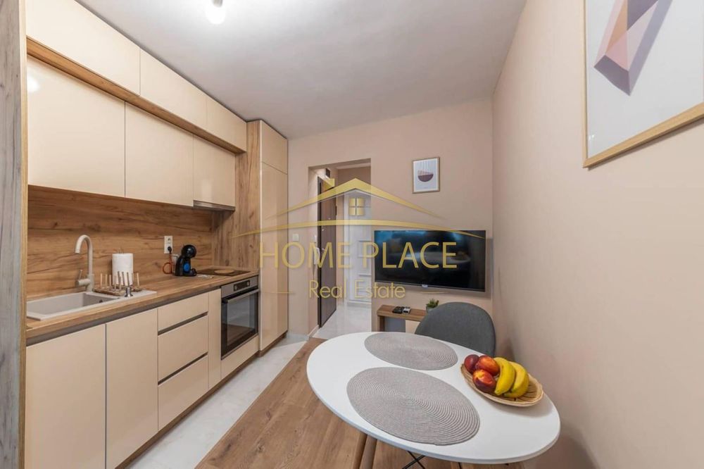 Дава се под наем Двустаен апартамент в Варна, Гръцка махала - 50 кв.м за 688.5 € - Снимка #2