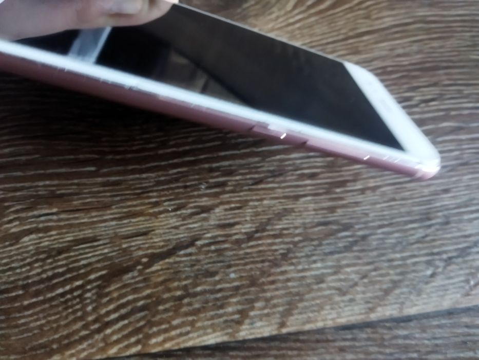 Телефон Mi a1 Xiaomi.